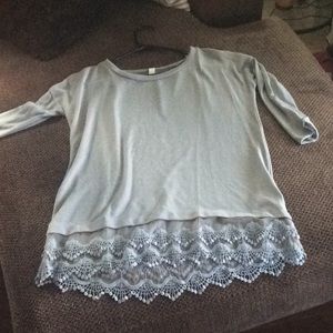 Lightweight boutique top